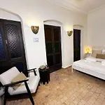 House In Old Medina For 10 Guests