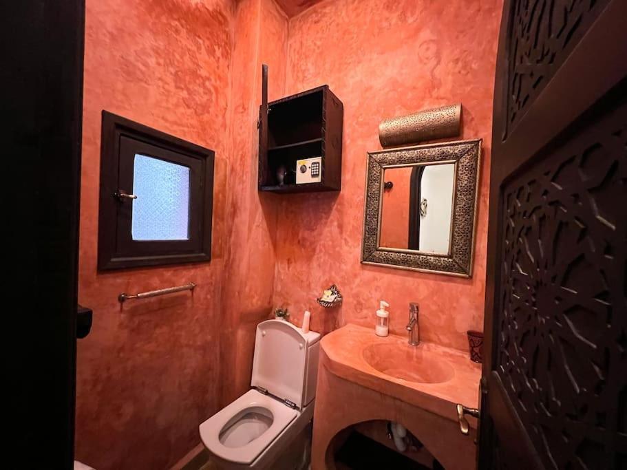 House In Old Medina For 10 Guests Vakantiehuis Tanger