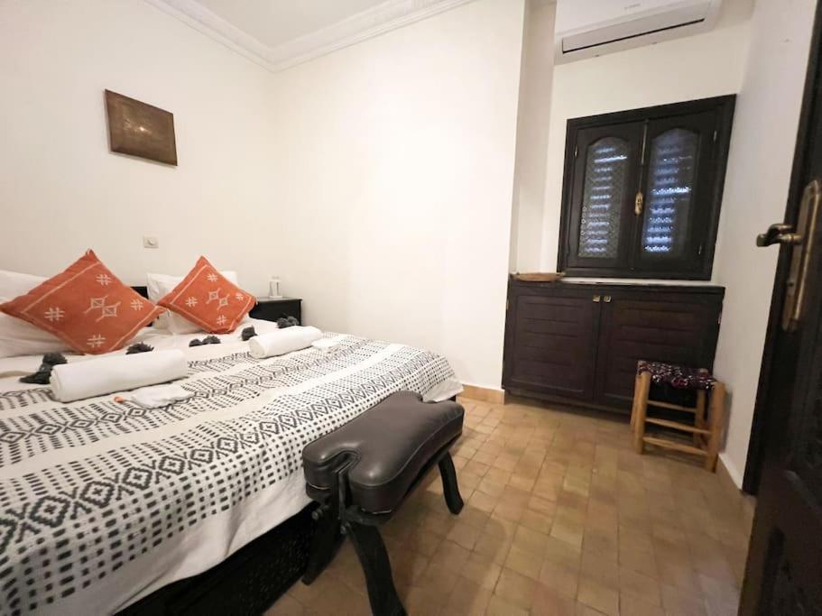 House In Old Medina For 10 Guests