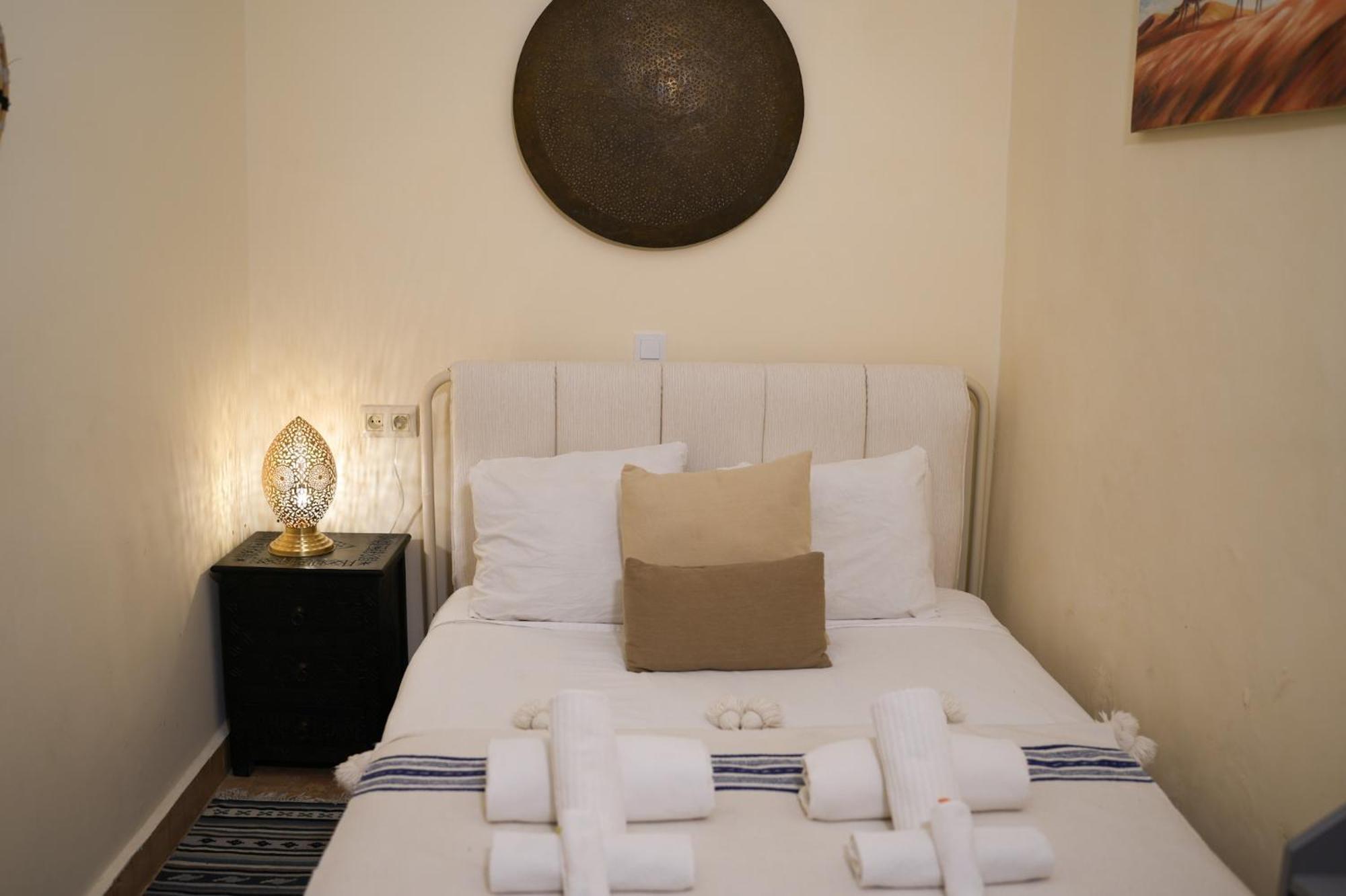 House In Old Medina For 10 Guests *