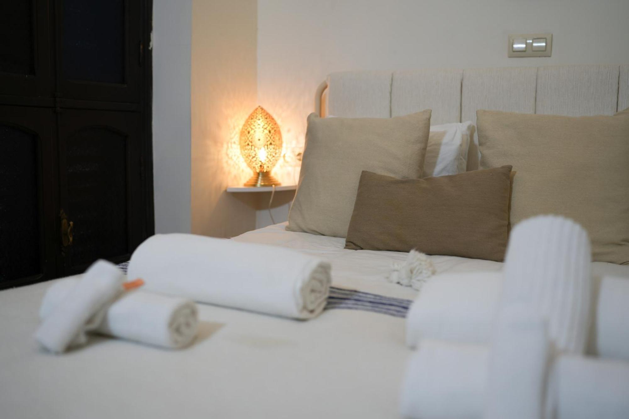 House In Old Medina For 10 Guests Tanger